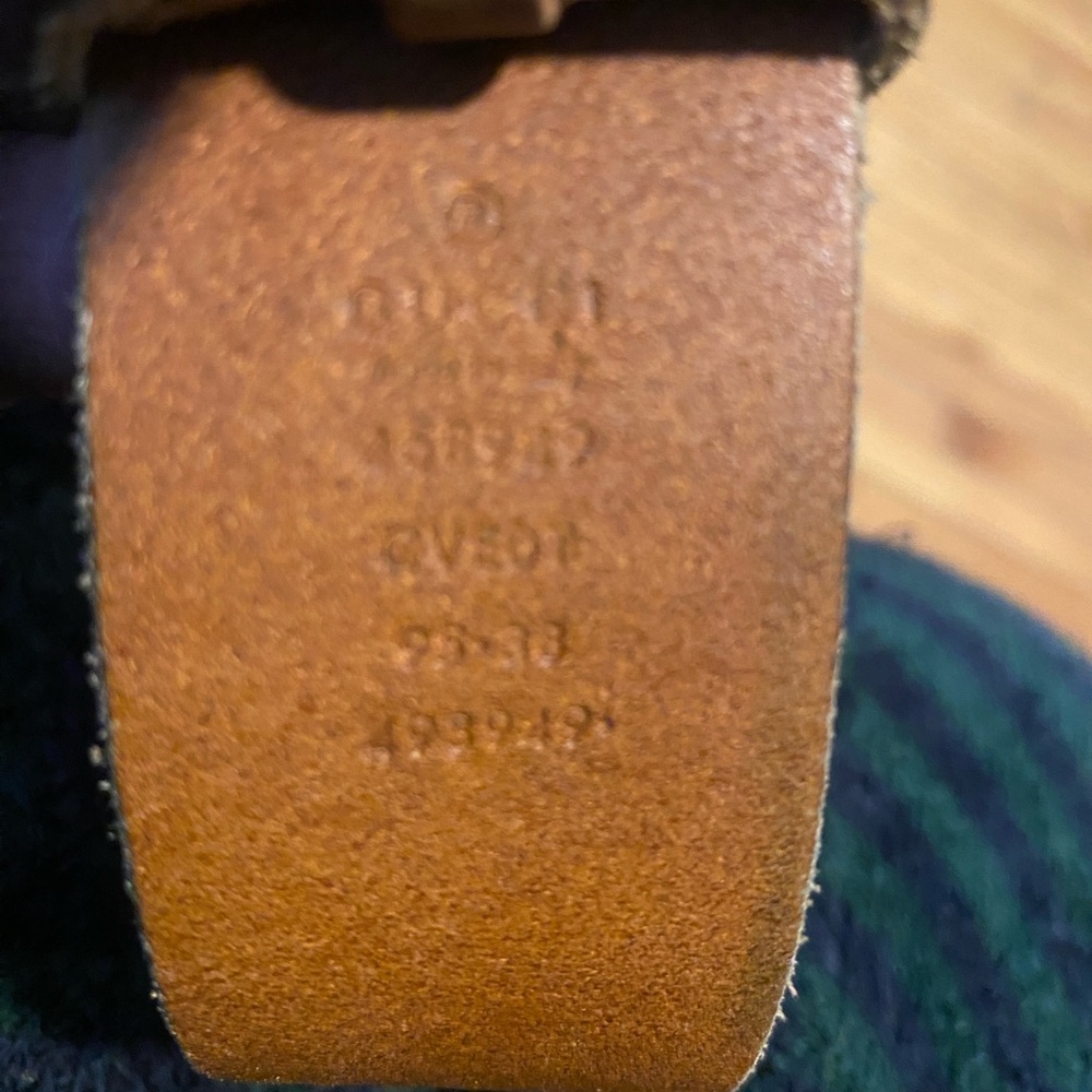 GUCCI tan/cognac  Leather Belt w/Snake - Picture 2 of 4
